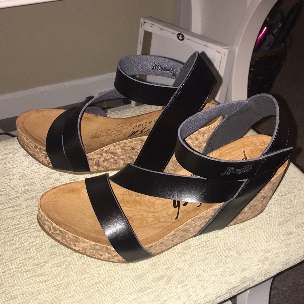 Worn one time. Their a too big on me.